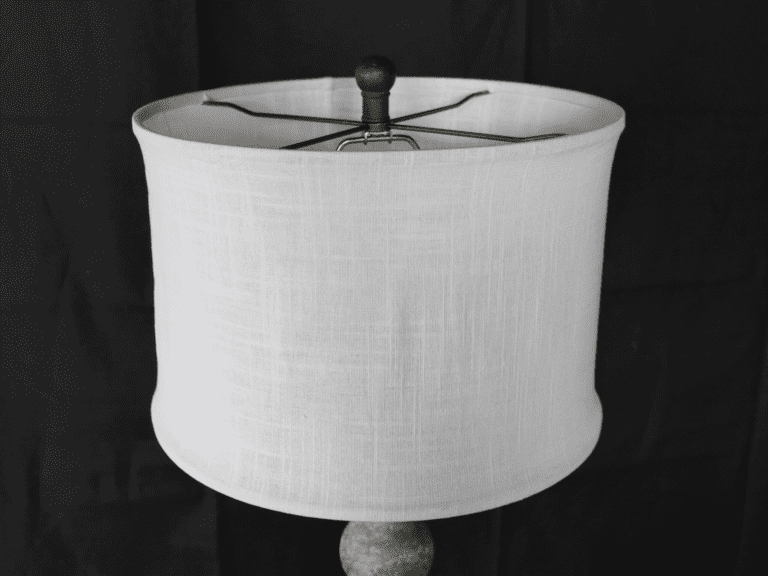 Drum shaped linen lamp shade